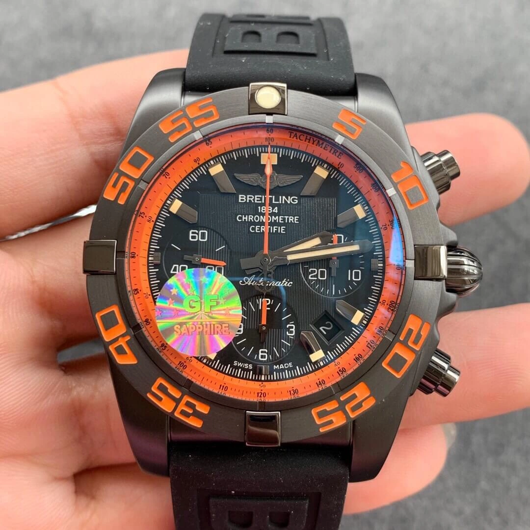 Breitling Chronomat B01 MB0111C2.BD07.153S.M20D.2 GF Factory 1:1 Best Edition Replica Watch Black Bezel